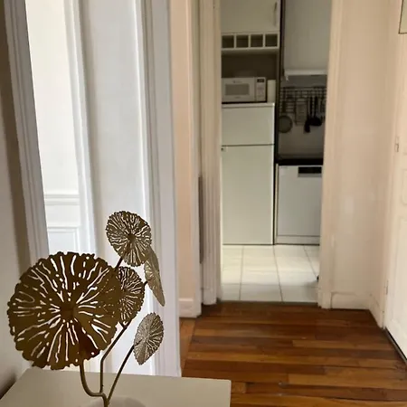 Beautiful With Balcony Apartamento Paris