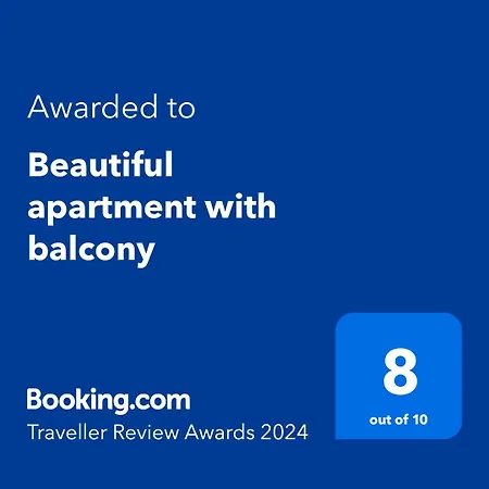 Beautiful With Balcony * פריז